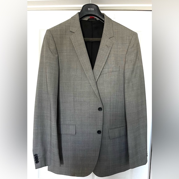 Hugo Boss Red Line Blazer — Grey Glen Plaid — 44R
